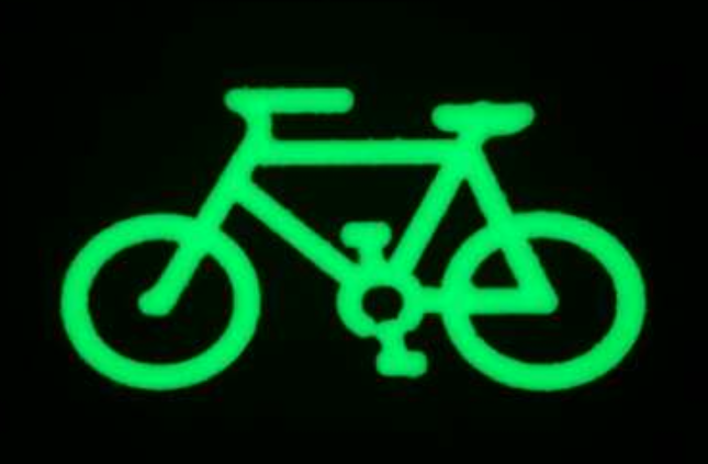 自行车黄绿绿夜间效果